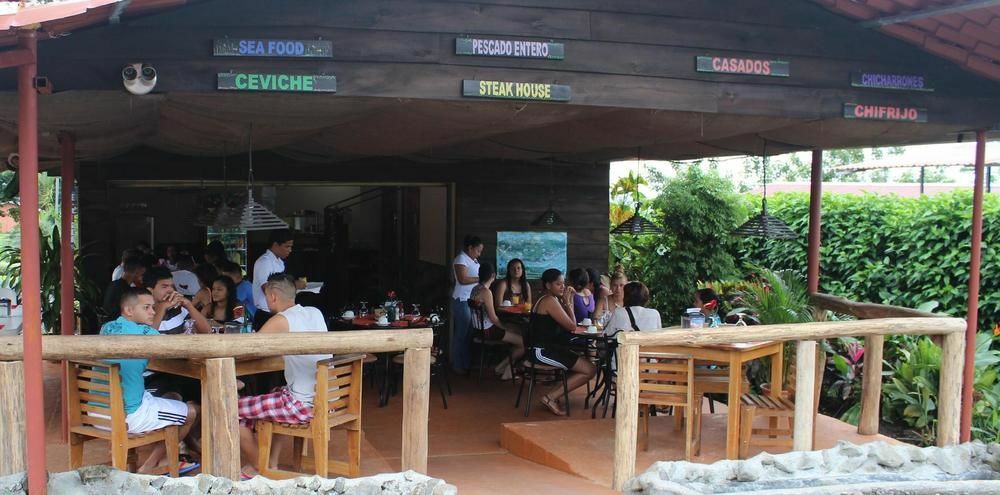 Hotel Vista Del Cerro La Fortuna Exteriér fotografie